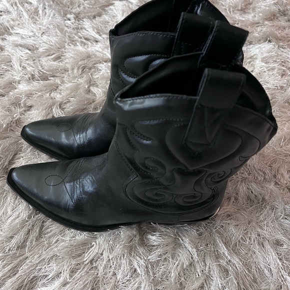 Schutz Black Cowboy Boots. Worn 3 times. - Picture 2 of 4